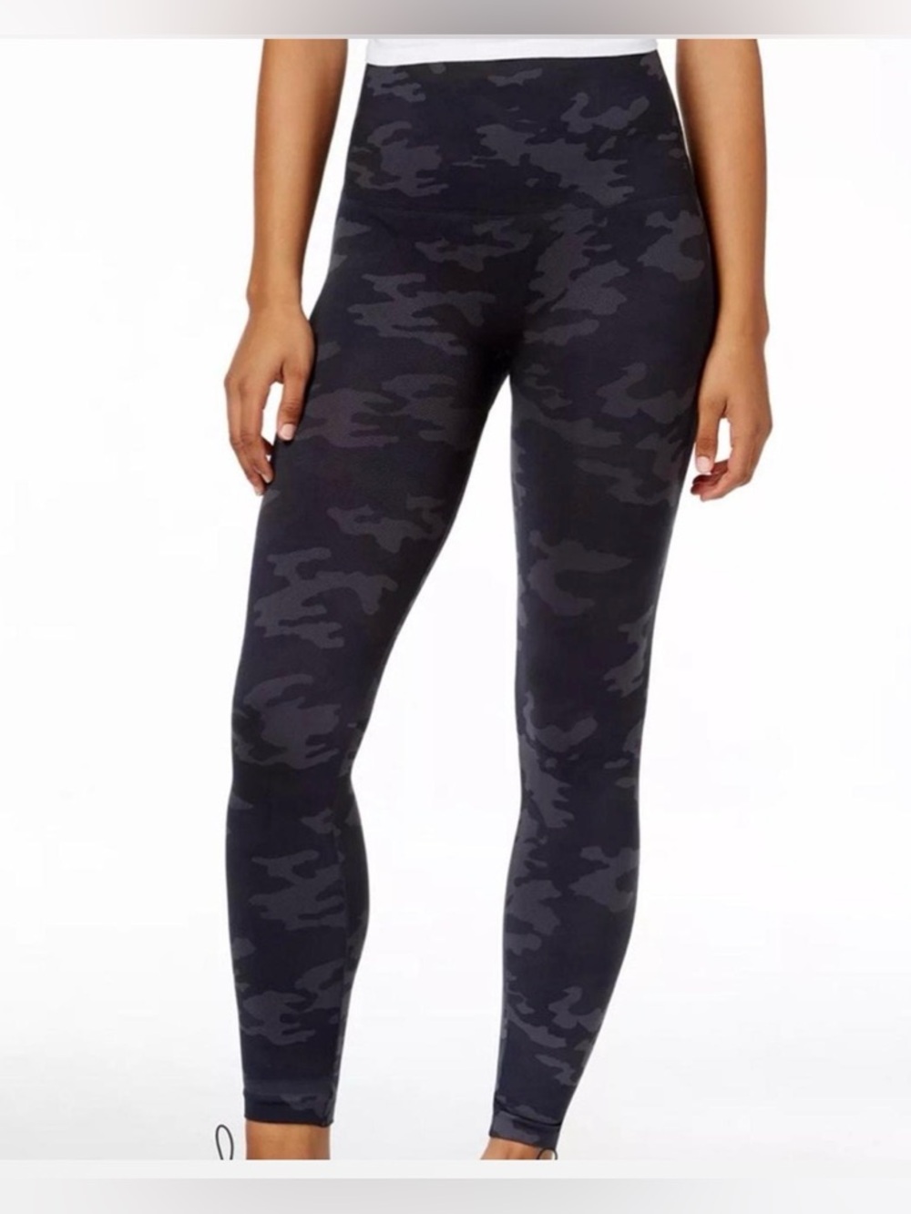 NWT Spanx Look At Me Now Seamless Leggings Black Camo Small High Waisted
